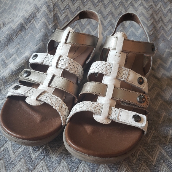 Rockport gold and white strappy sandals - Picture 3 of 8